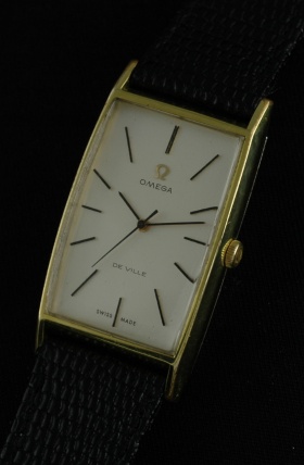 omega de ville rectangular