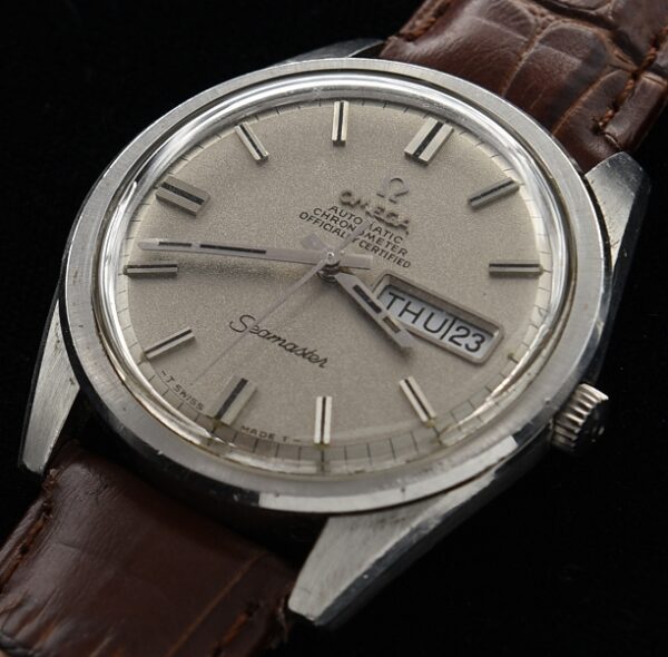 1970 Omega 36.5mm Seamaster chronometer stainless steel watch with original slate grey sparkle finish dial, hands, and caliber 751 movement.