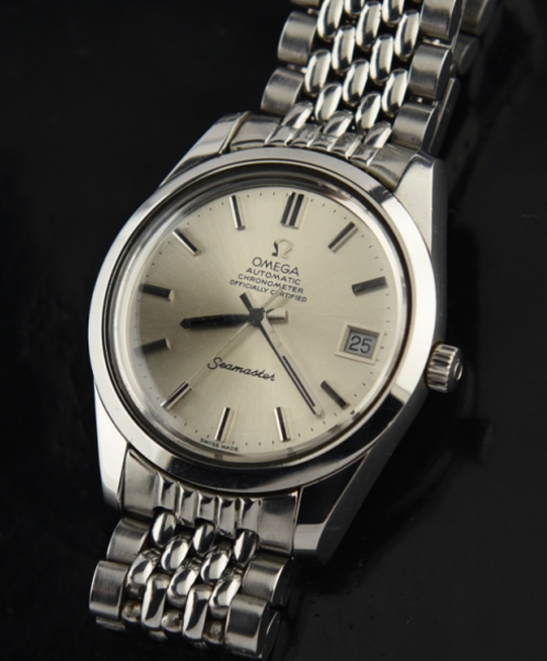 1976 Omega 36mm Seamaster stainless steel watch with original case, dial, hands, date aperture, and chronometer-grade automatic movement.