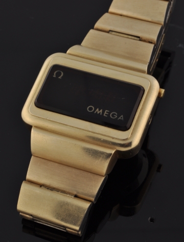 1974 Omega Digital 1 gold-plated LED watch with original case, bracelet, corundum crystal, and perfectly operating functionalities.