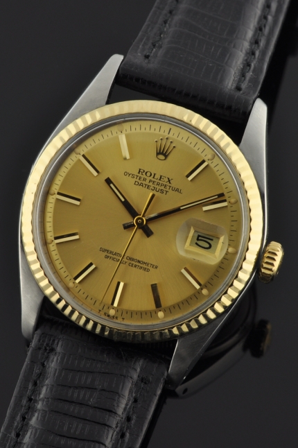 1977 Rolex Oyster Perpetual Datejust stainless steel watch with original gold pie-pan dial, and serviced, accurate caliber 1570 movement.