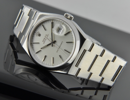 1978 Rolex Datejust Oysterquartz stainless steel watch with original bracelet, sapphire crystal, quickset date, and caliber 1530 movement.