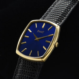 This 1970s Piaget is even more stunning in person. The original and very rare azure-blue dial radiates its deep tones whether night or day and truly looks amazing.
