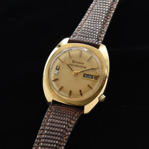 This is a 36mm, solid gold Bulova Accuquartz time capsule dating to 1972. This watch is literally pristine and comes complete with the original and rare box (filled out) papers and even battery receipts.