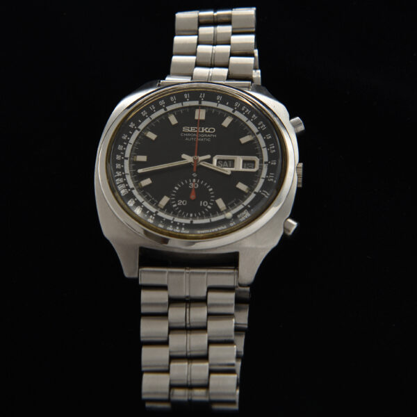 This is a very collectable and attractive vintage 1970 Seiko Chronograph reference 6139-6020 dating to 1970. The black dial with red chronograph second hand just pops visually on the wrist.