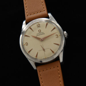 Here is a large and clean 1958 Omega Seamaster manual winding watch housing the robust and reliable caliber 267 movement.