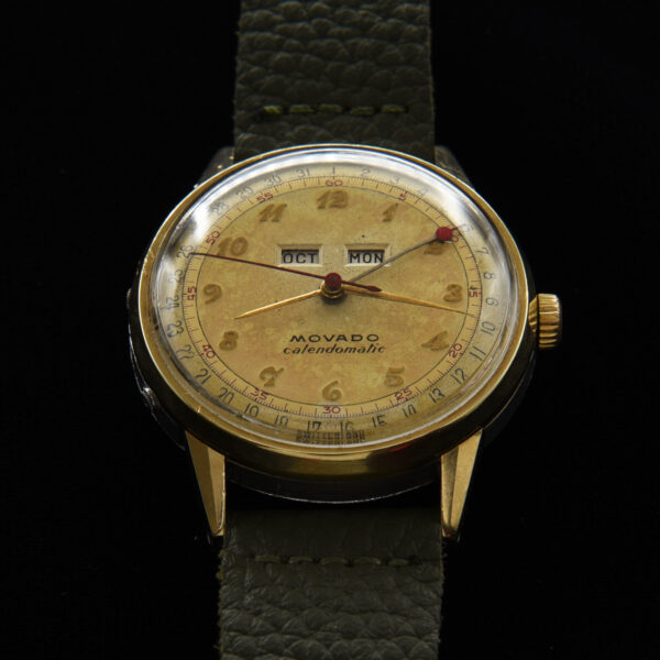 Here is one of the most desirable of the Movado Calendomatic watches dating to the 1950s. This is the largest in the series; measuring a large 35mm.