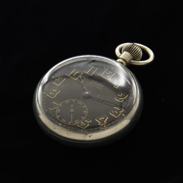 Here is a very well-preserved circa late 1930s or early '40s Rolex British Military pocket watch housed in the signed Rolex nickel case measuring 49.5mm.