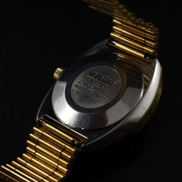 This 1970s 36.5x42.5mm Rado Diastar looks amazing with its tungsten-carbide scratch-resistant case.
