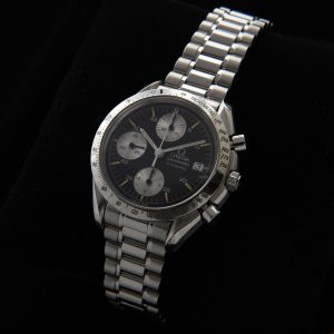 This 1995 39mm Omega Speedmaster automatic-winding watch was just expensively and meticulously serviced, with all its chronograph and timing functions working quite well.