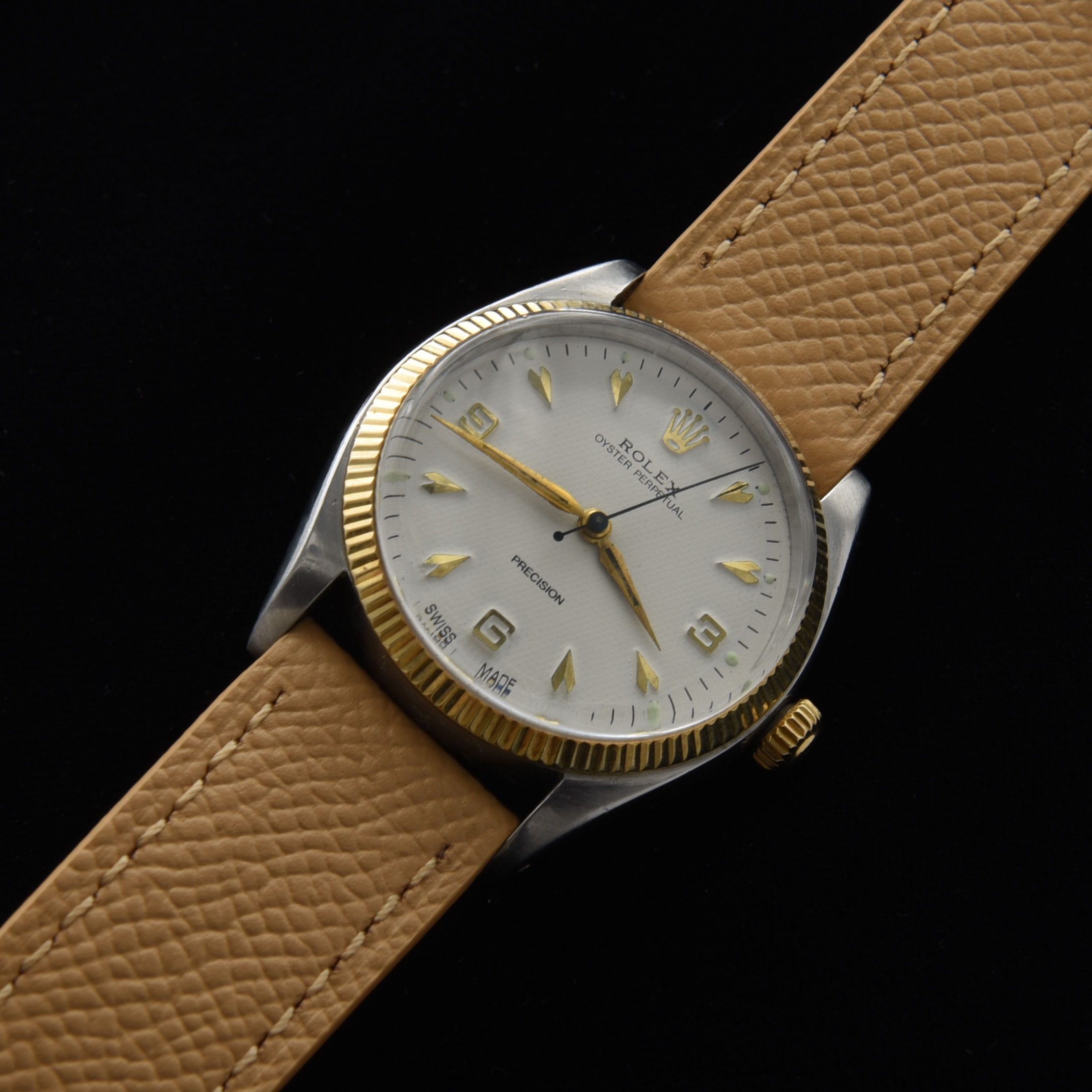 This 34mm Rolex Oyster Perpetual was recently serviced and operating perfectly. The automatic-winding caliber 1530 movement alone is worth $2500.