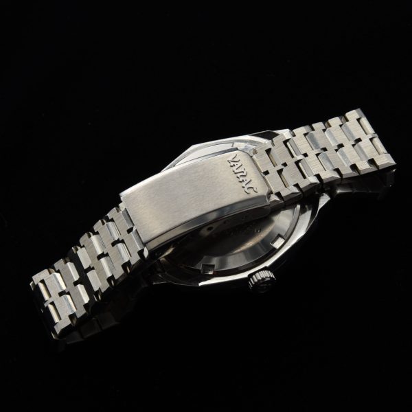 Pristine Circa 1973 King Seiko Vanac Very Rare Red Dial - Image 2