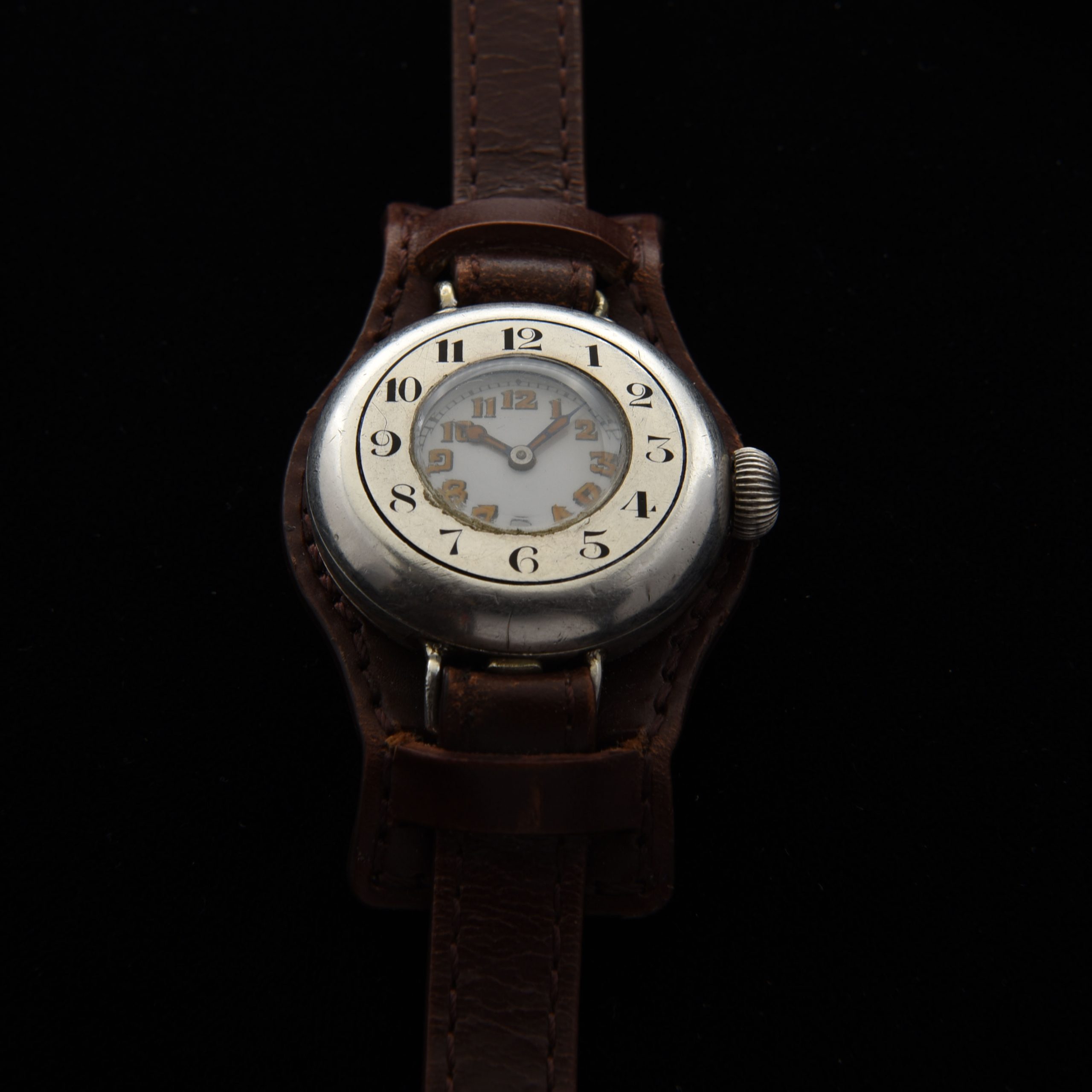 This is a very rare WW1 era 1917 vintage Rolex Sterling-Silver-half-hunter-hinged-case watch measuring a large 35mm and looking incredible! The case is all properly signed "Rolex". The Sterling-silver case with enamel-inset numerals has survived amazingly well; remaining in fabulous condition.