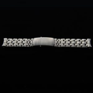 Original Omega Speedmaster Reduced Bracelet 1502/824 18mm measuring 5.75″in excellent overall condition.